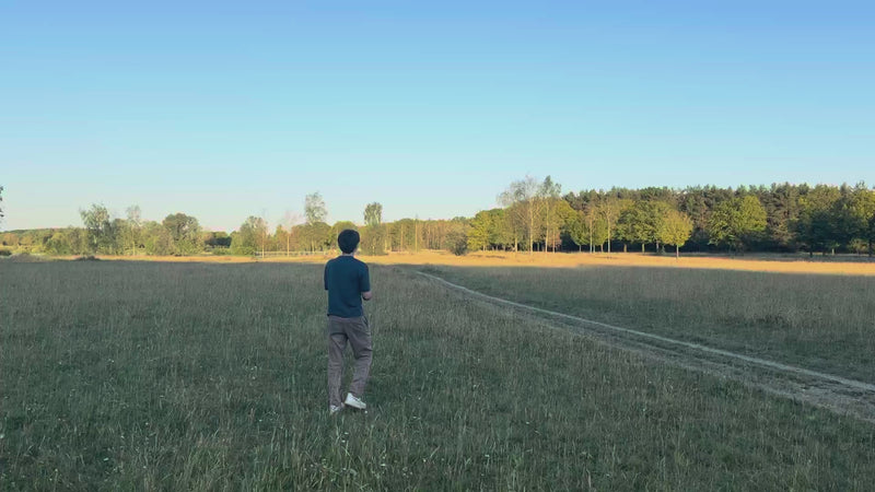 Wurf-Video: Holz-Bumerang Sydney von JF Bumerang im Flug